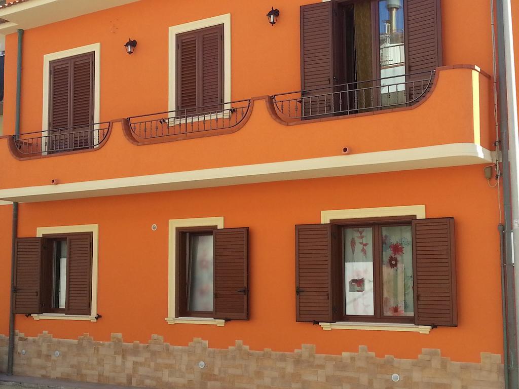 Capo D'Orlando Apartments מראה חיצוני תמונה