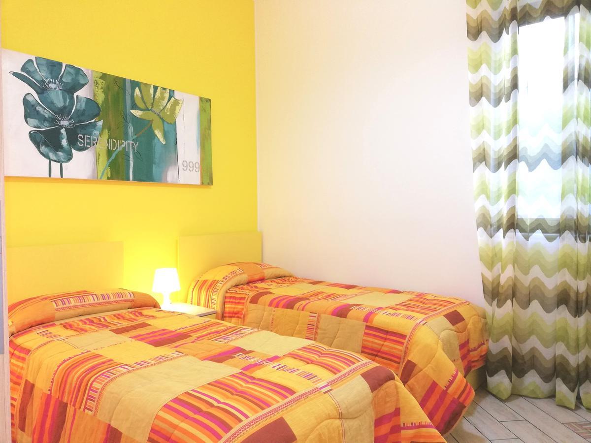Capo D'Orlando Apartments מראה חיצוני תמונה