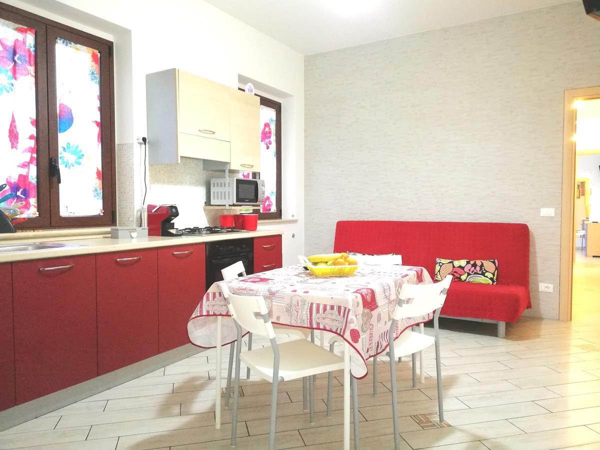 Capo D'Orlando Apartments מראה חיצוני תמונה