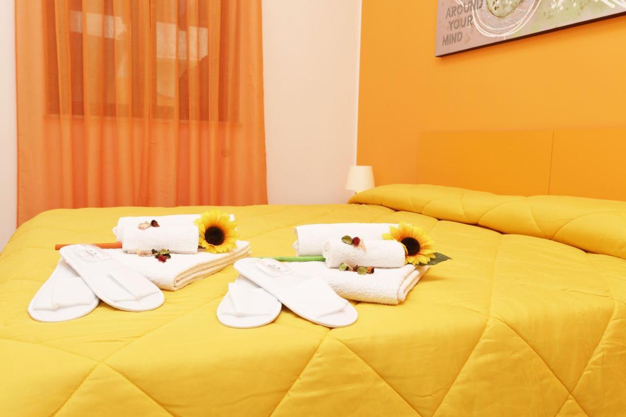 Capo D'Orlando Apartments מראה חיצוני תמונה
