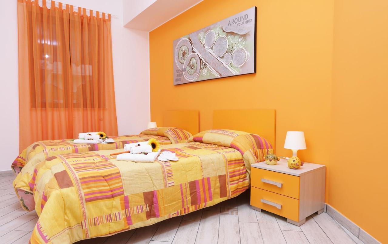 Capo D'Orlando Apartments מראה חיצוני תמונה
