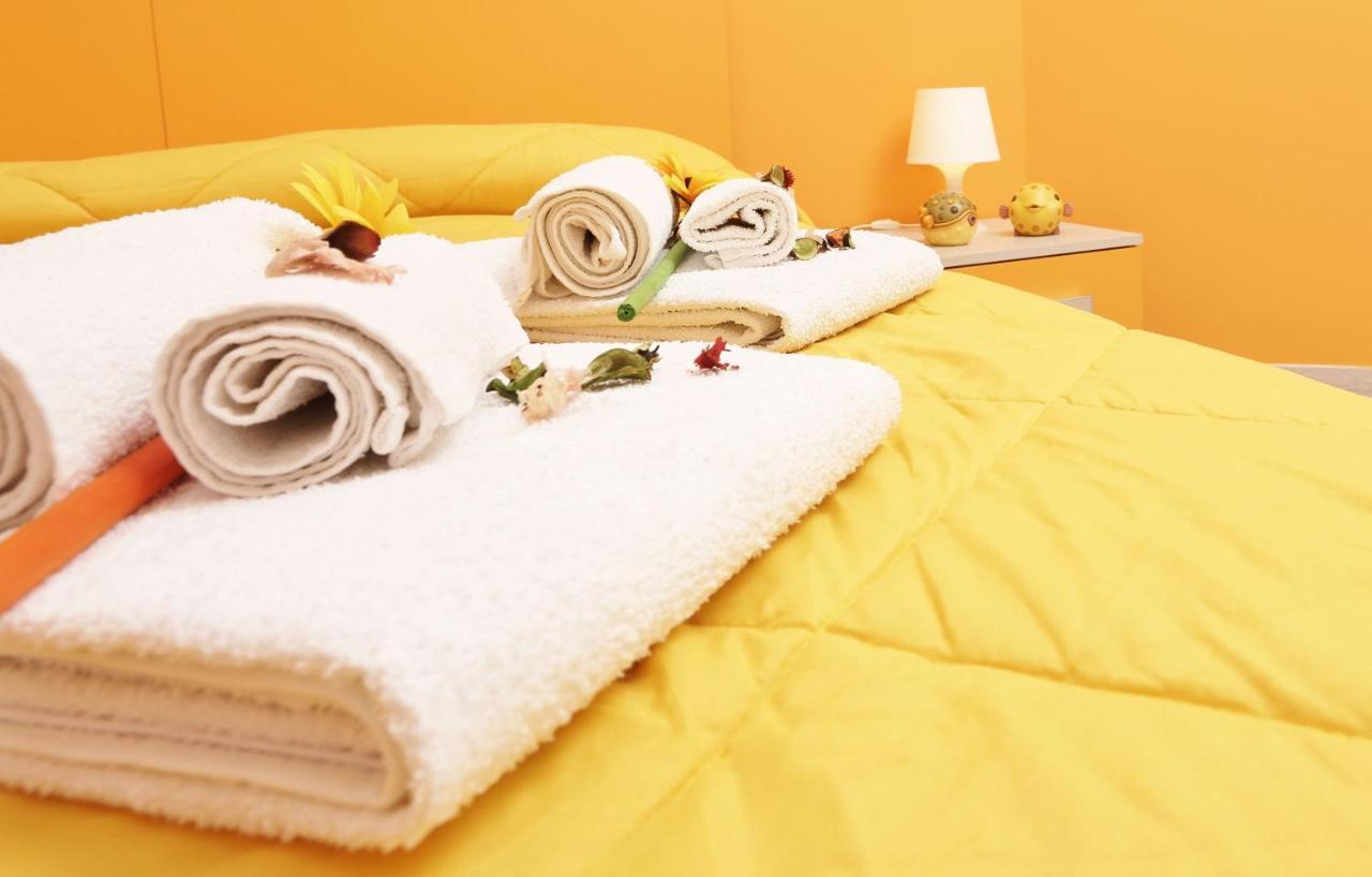 Capo D'Orlando Apartments מראה חיצוני תמונה