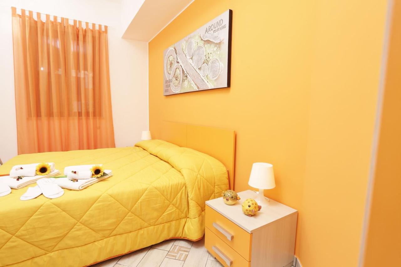 Capo D'Orlando Apartments מראה חיצוני תמונה